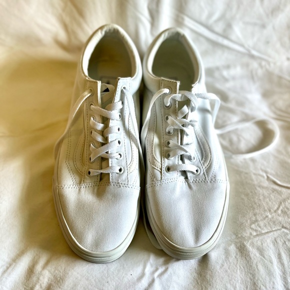 👟EUC Old School Vans in White; Men’s Size 11 - Picture 2 of 13